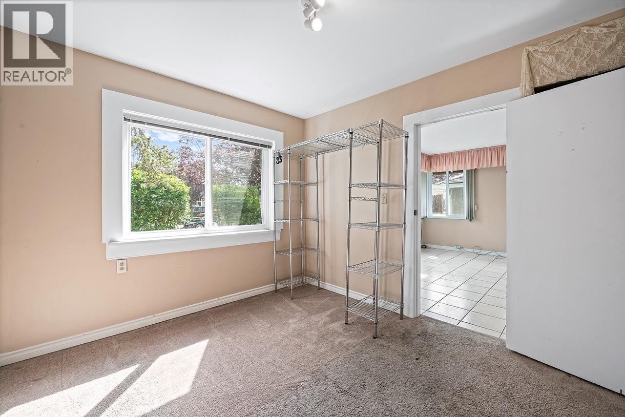 4777 Pender Street, Burnaby, British Columbia  V5C 2N4 - Photo 7 - R3061972