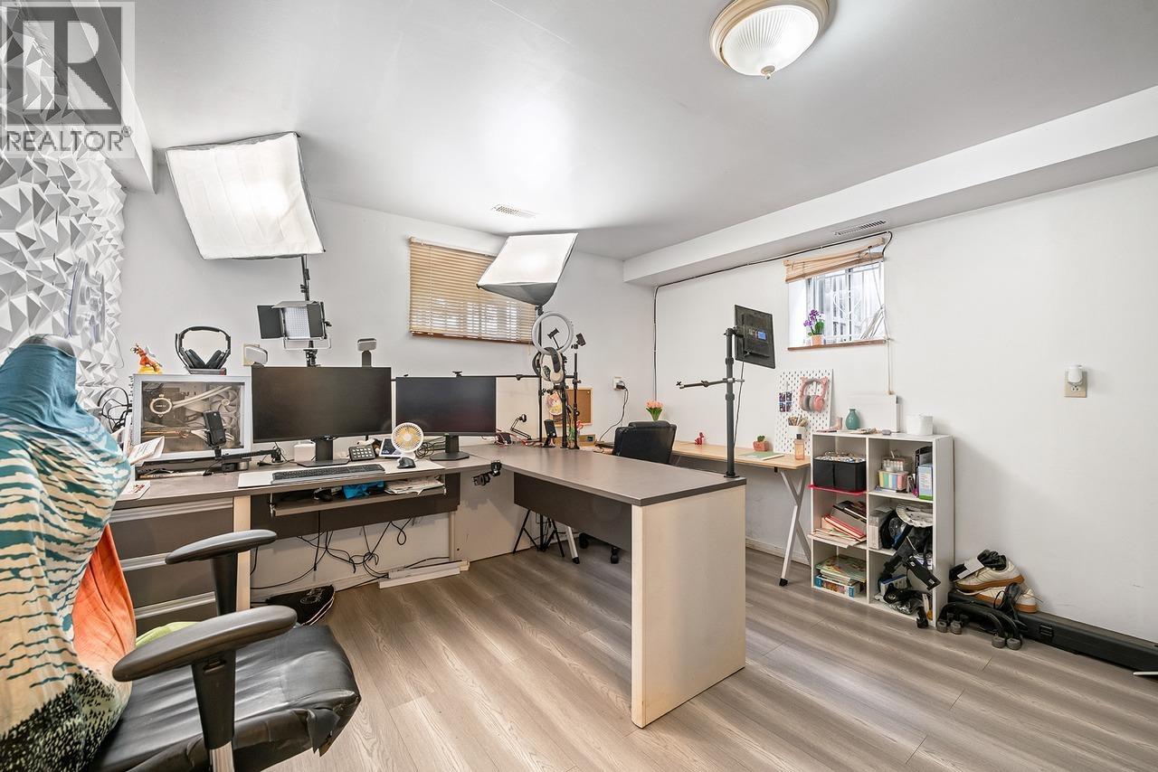 4777 Pender Street, Burnaby, British Columbia  V5C 2N4 - Photo 12 - R3061972