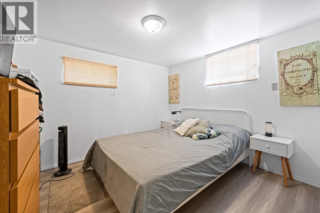 4777 Pender Street, Burnaby, British Columbia  V5C 2N4 - Photo 11 - R3061972