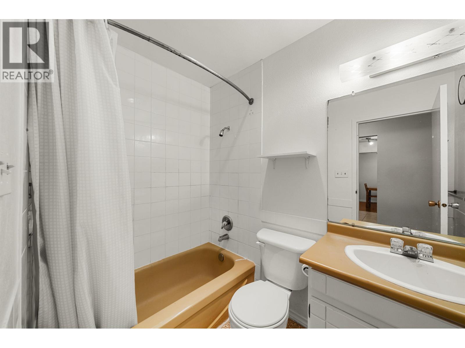 312 3451 Springfield Drive, Richmond, British Columbia  V7E 1Z2 - Photo 16 - R3026503