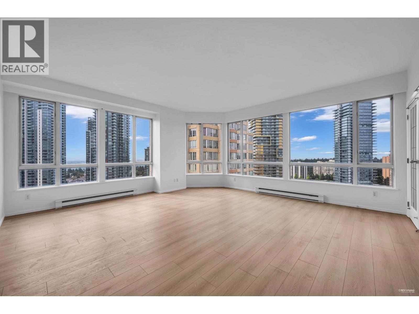 2104 6220 Mckay Avenue, Burnaby, British Columbia  V5H 4M8 - Photo 4 - R3062212