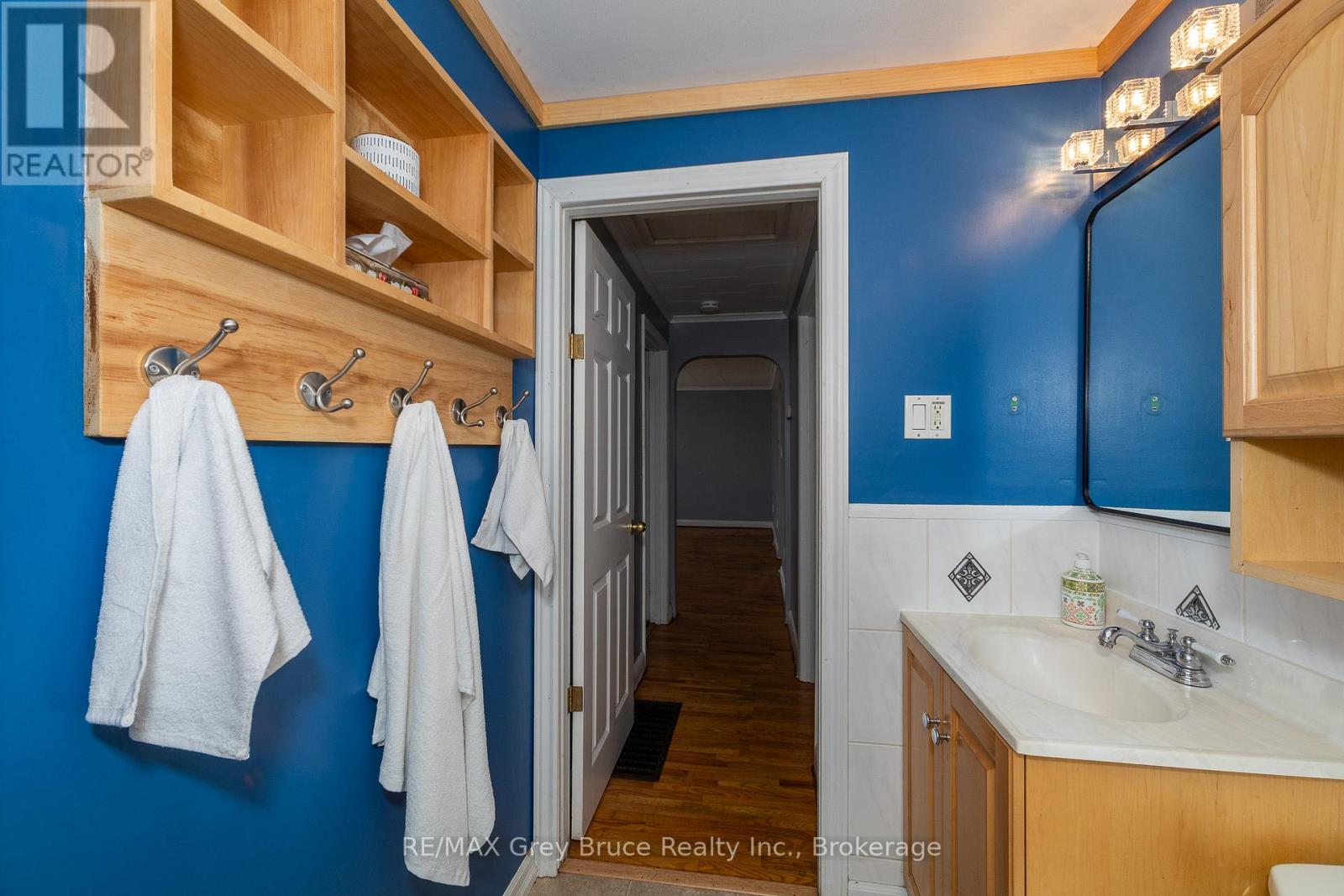 1582 9th Avenue E, Owen Sound, Ontario  N4K 3G3 - Photo 21 - X12478815