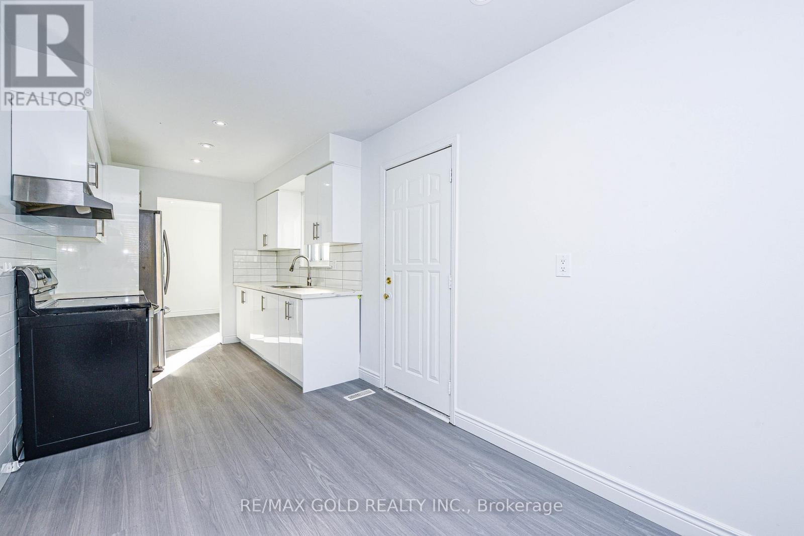 14 Nottawasaga Crescent, Brampton, Ontario  L6Z 1B2 - Photo 14 - W12485949