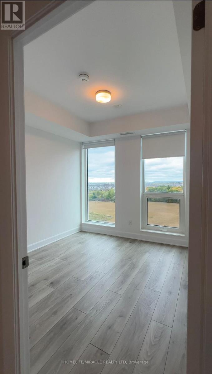 1009 - 3240 William Coltson Avenue, Oakville, Ontario  L6H 8C8 - Photo 6 - W12467207