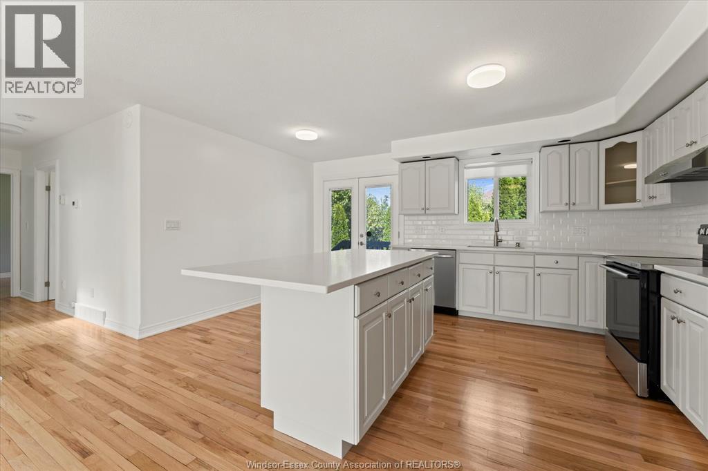 3316 Kenilworth, Windsor, Ontario  N9E 4R3 - Photo 13 - 25027386