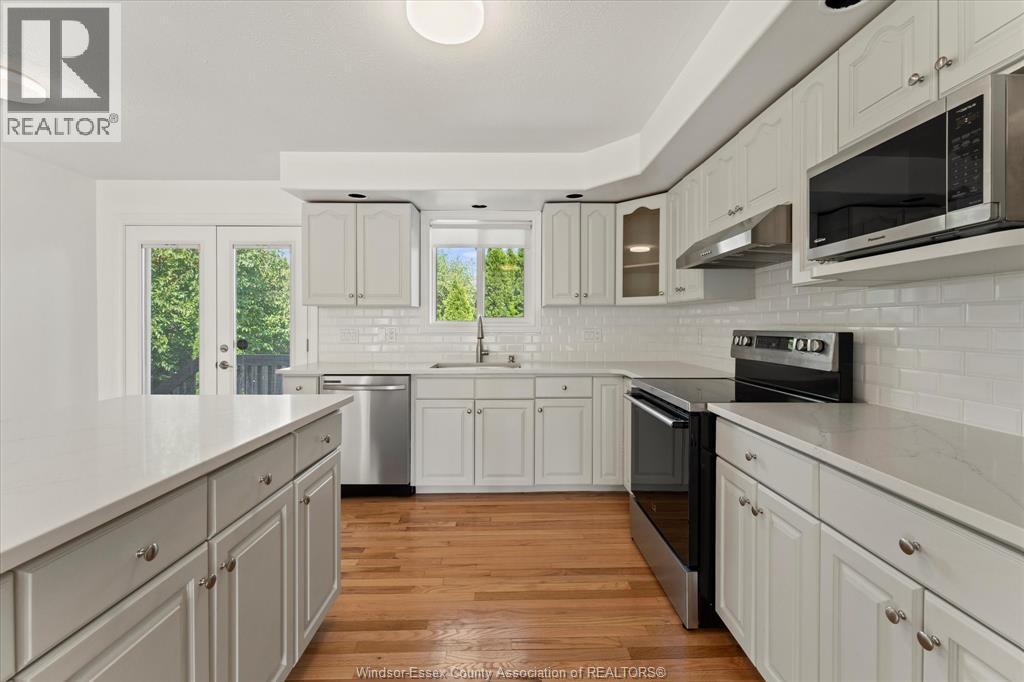 3316 Kenilworth, Windsor, Ontario  N9E 4R3 - Photo 14 - 25027386