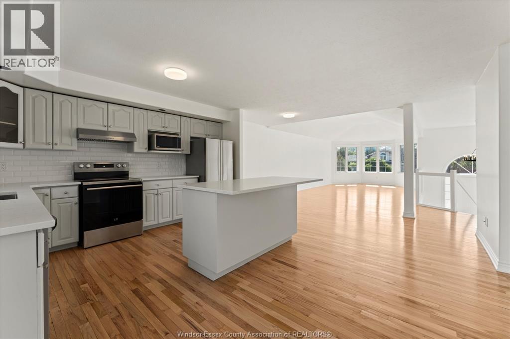 3316 Kenilworth, Windsor, Ontario  N9E 4R3 - Photo 16 - 25027386