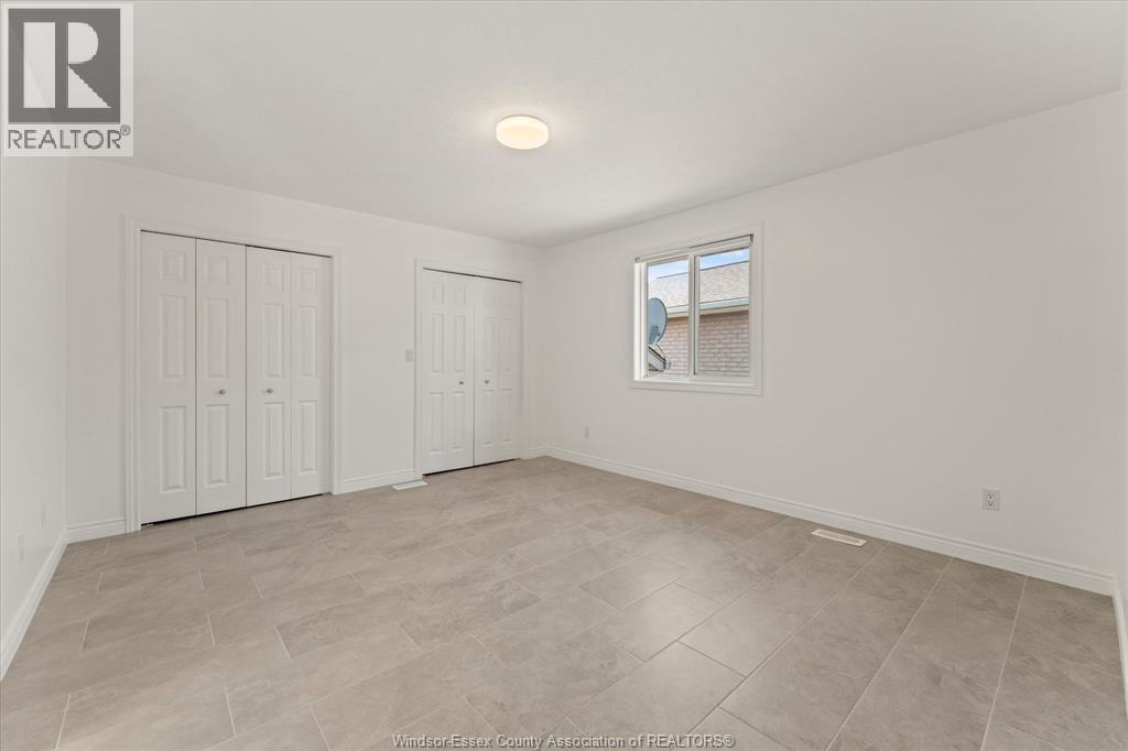 3316 Kenilworth, Windsor, Ontario  N9E 4R3 - Photo 19 - 25027386