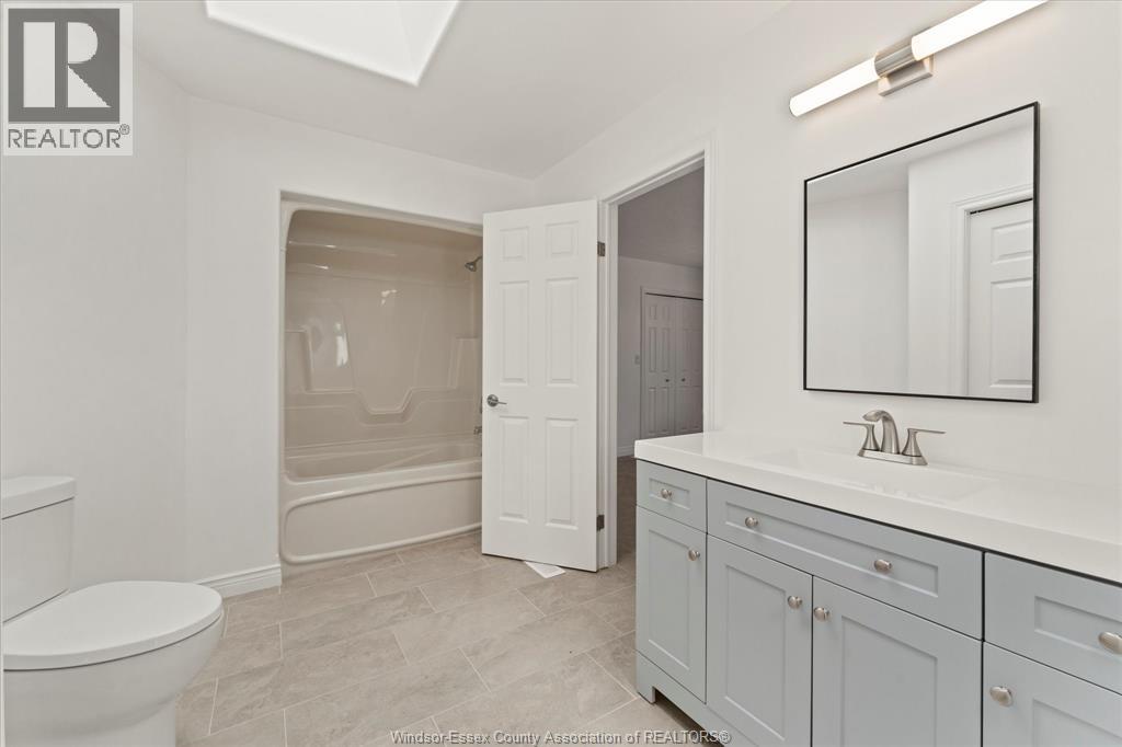 3316 Kenilworth, Windsor, Ontario  N9E 4R3 - Photo 21 - 25027386