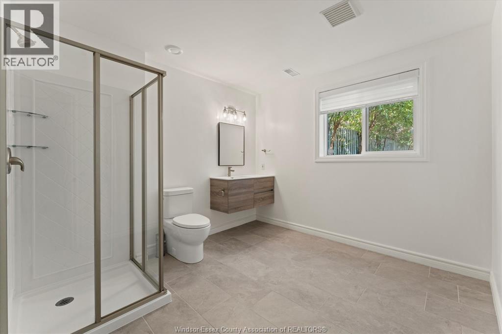 3316 Kenilworth, Windsor, Ontario  N9E 4R3 - Photo 30 - 25027386