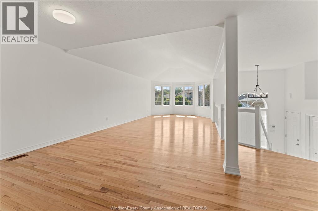 3316 Kenilworth, Windsor, Ontario  N9E 4R3 - Photo 6 - 25027386