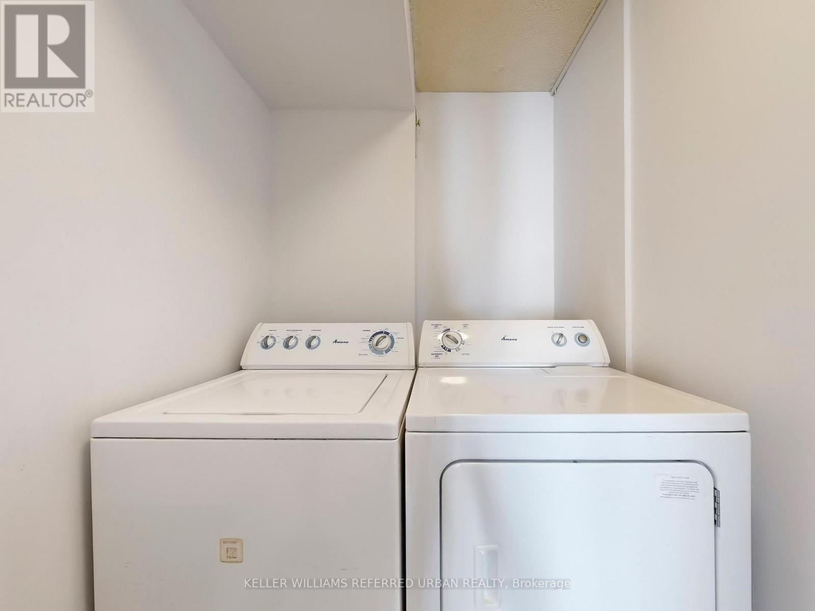 1006 - 40 Harding Boulevard W, Richmond Hill, Ontario  L4C 9S5 - Photo 25 - N12472125