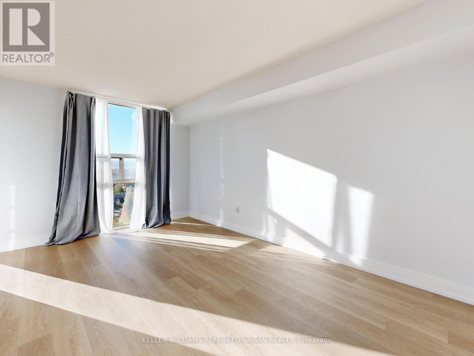 1006 - 40 Harding Boulevard W, Richmond Hill, Ontario  L4C 9S5 - Photo 20 - N12472125