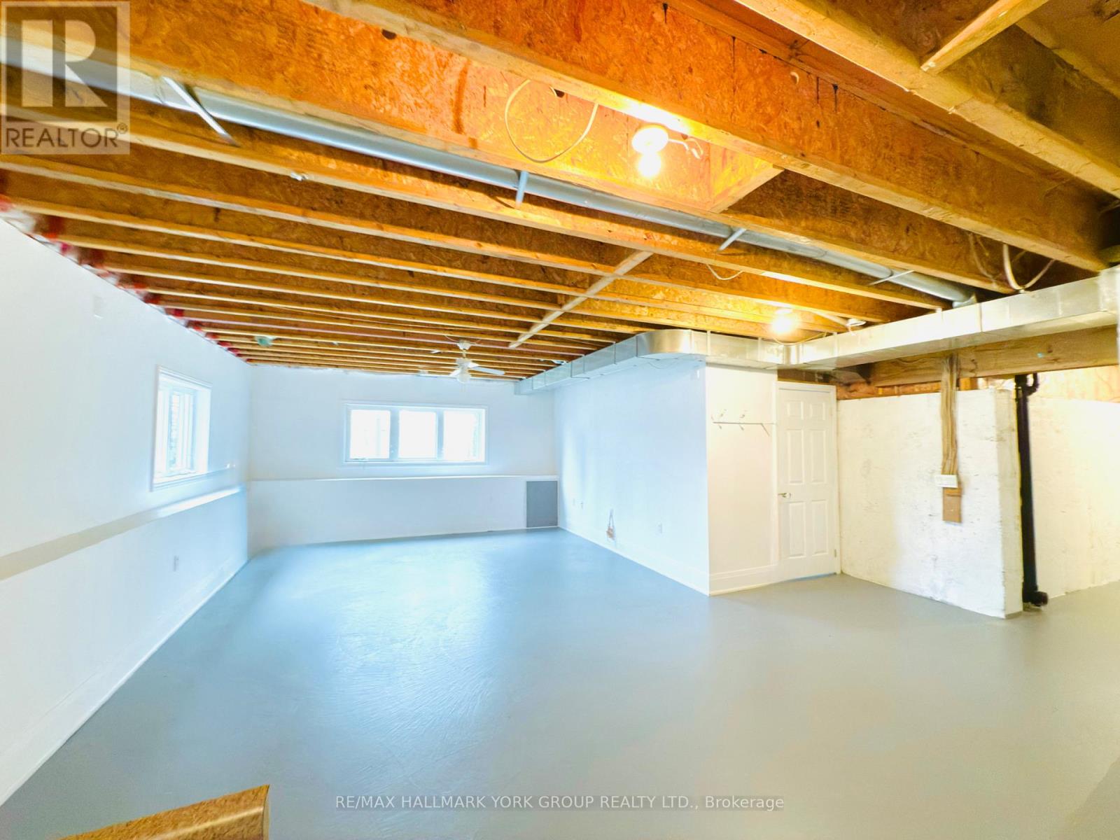 Lower - 51 Little Lake Drive, Barrie, Ontario  L4M 7B9 - Photo 5 - S12485740