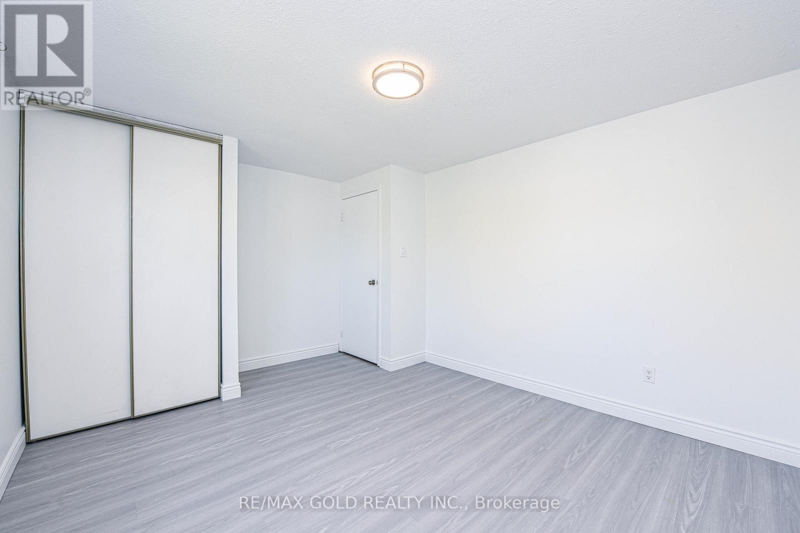 14 Nottawasaga Crescent, Brampton, Ontario  L6Z 1B2 - Photo 24 - W12485949