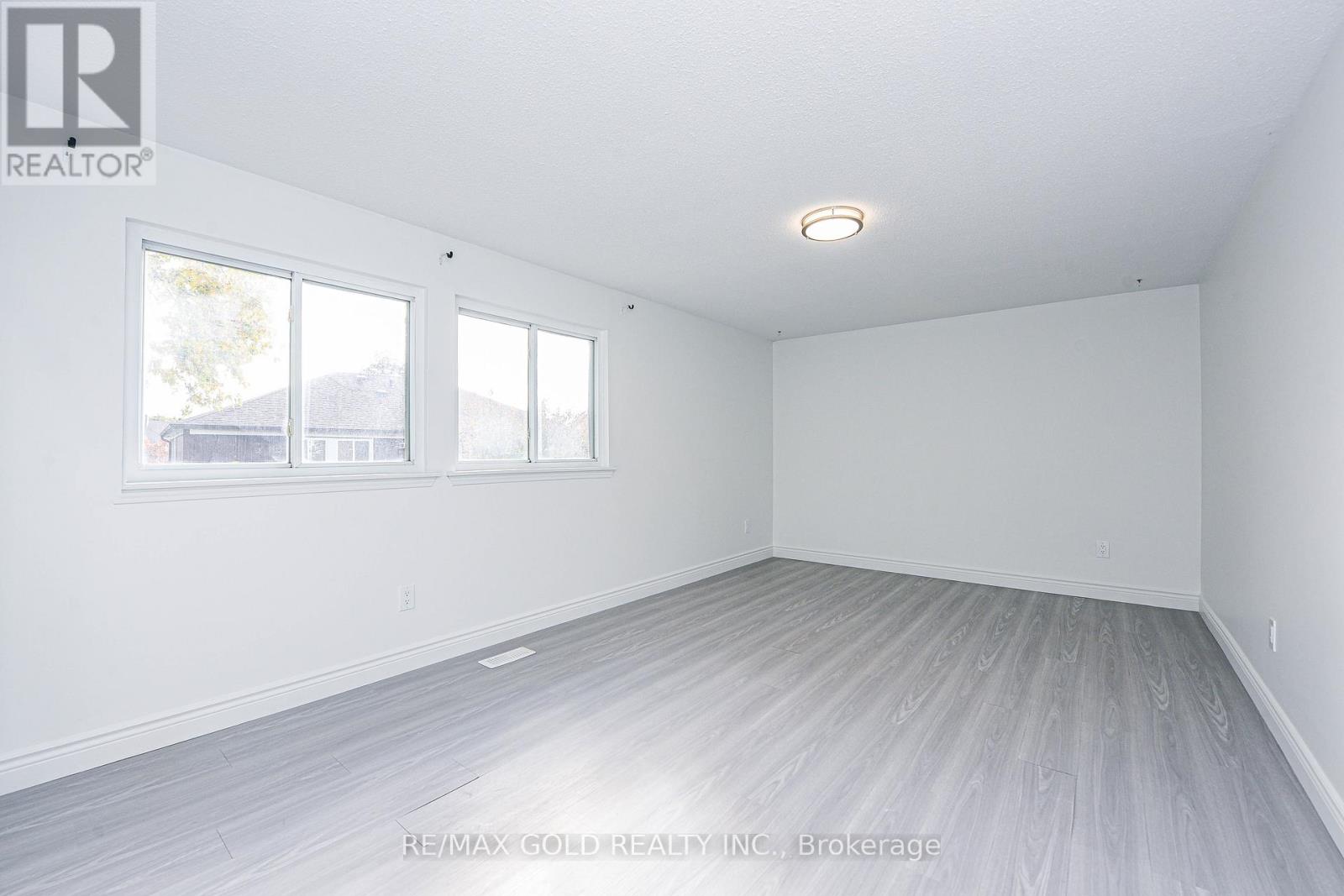 14 Nottawasaga Crescent, Brampton, Ontario  L6Z 1B2 - Photo 23 - W12485949