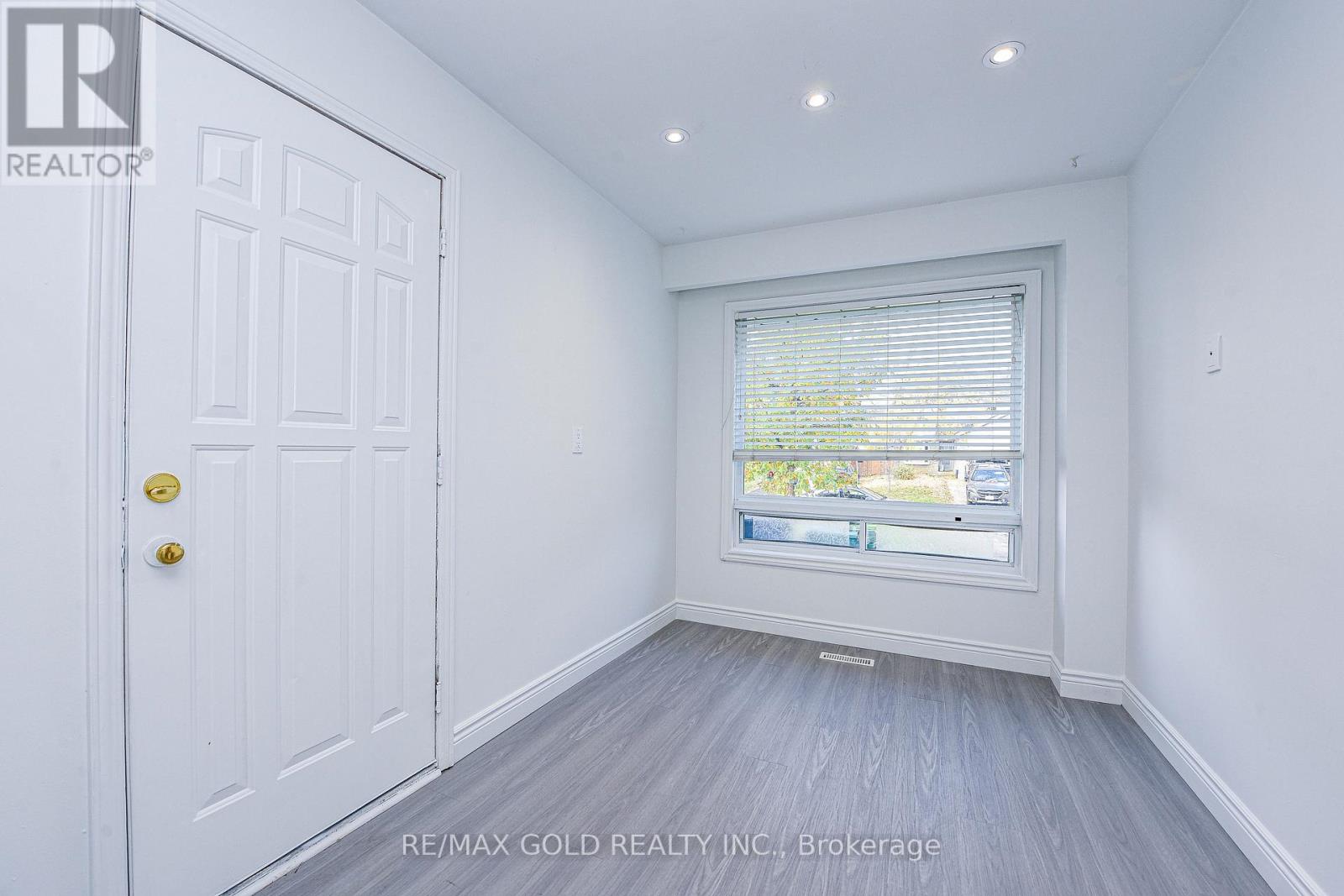 14 Nottawasaga Crescent, Brampton, Ontario  L6Z 1B2 - Photo 25 - W12485949