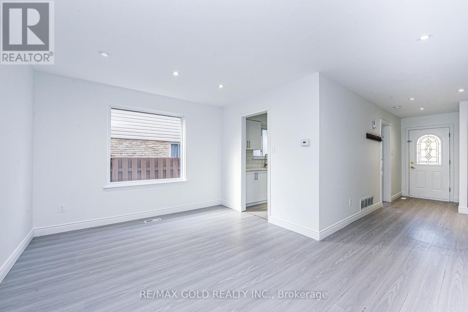 14 Nottawasaga Crescent, Brampton, Ontario  L6Z 1B2 - Photo 33 - W12485949