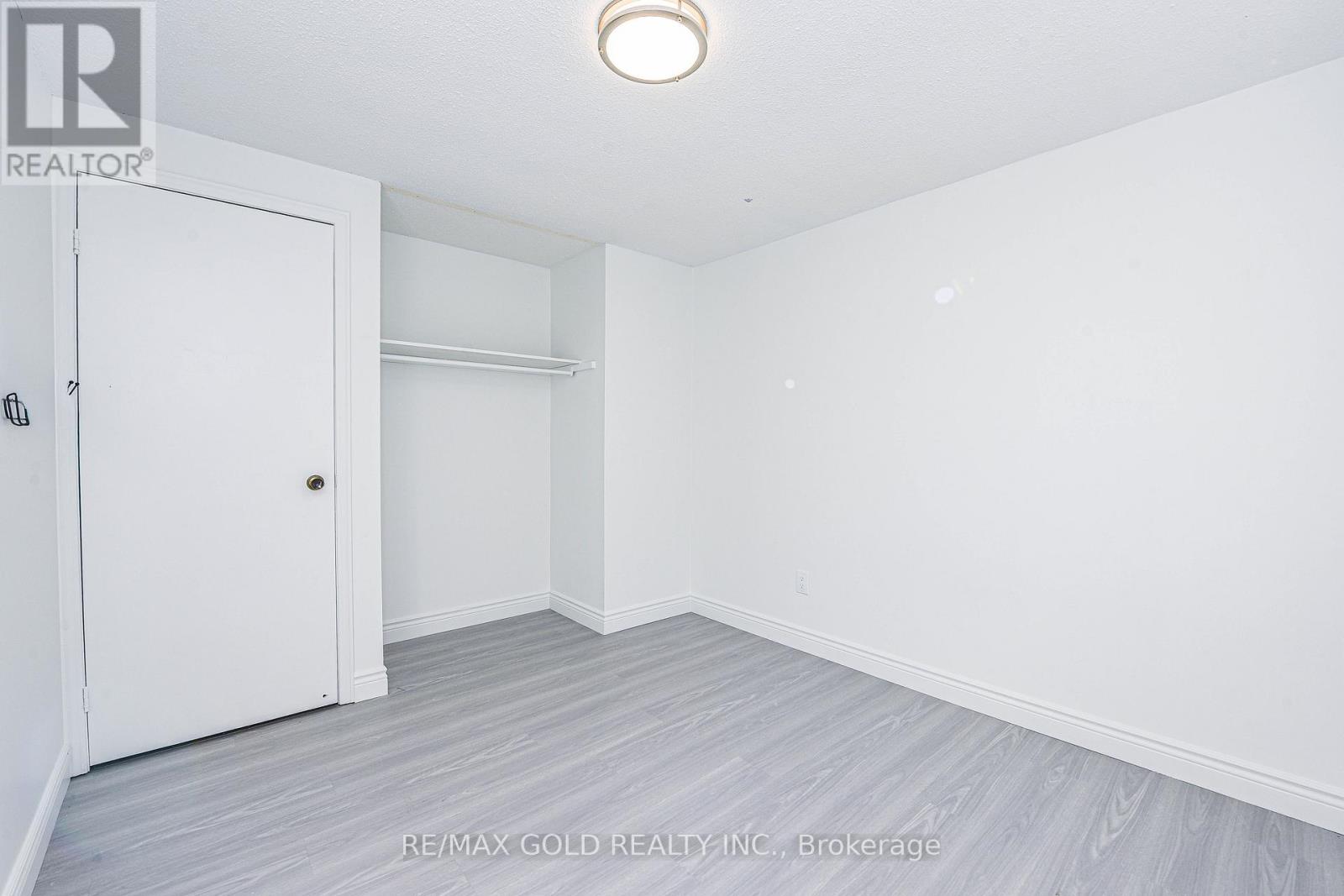 14 Nottawasaga Crescent, Brampton, Ontario  L6Z 1B2 - Photo 31 - W12485949