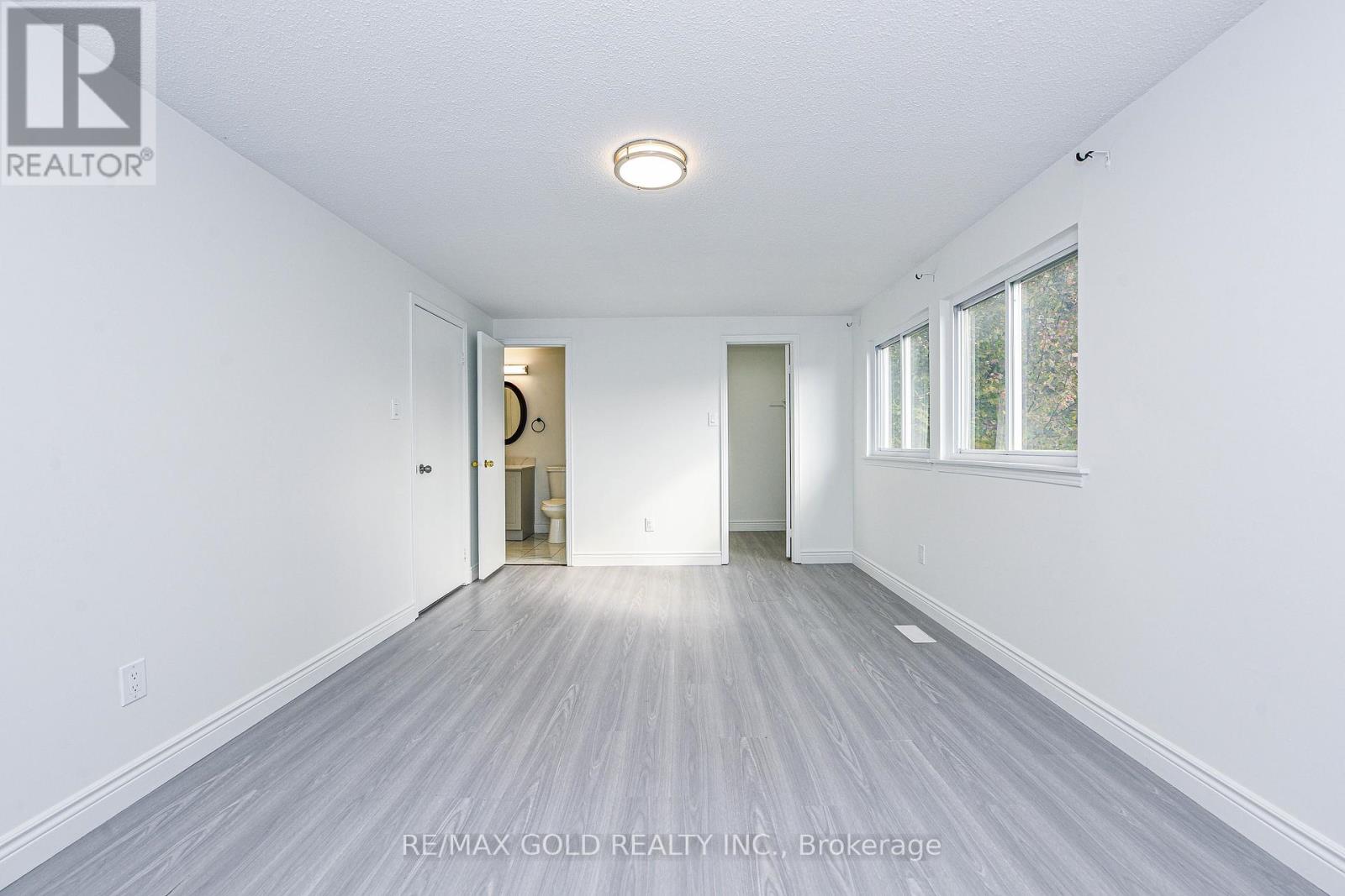 14 Nottawasaga Crescent, Brampton, Ontario  L6Z 1B2 - Photo 35 - W12485949