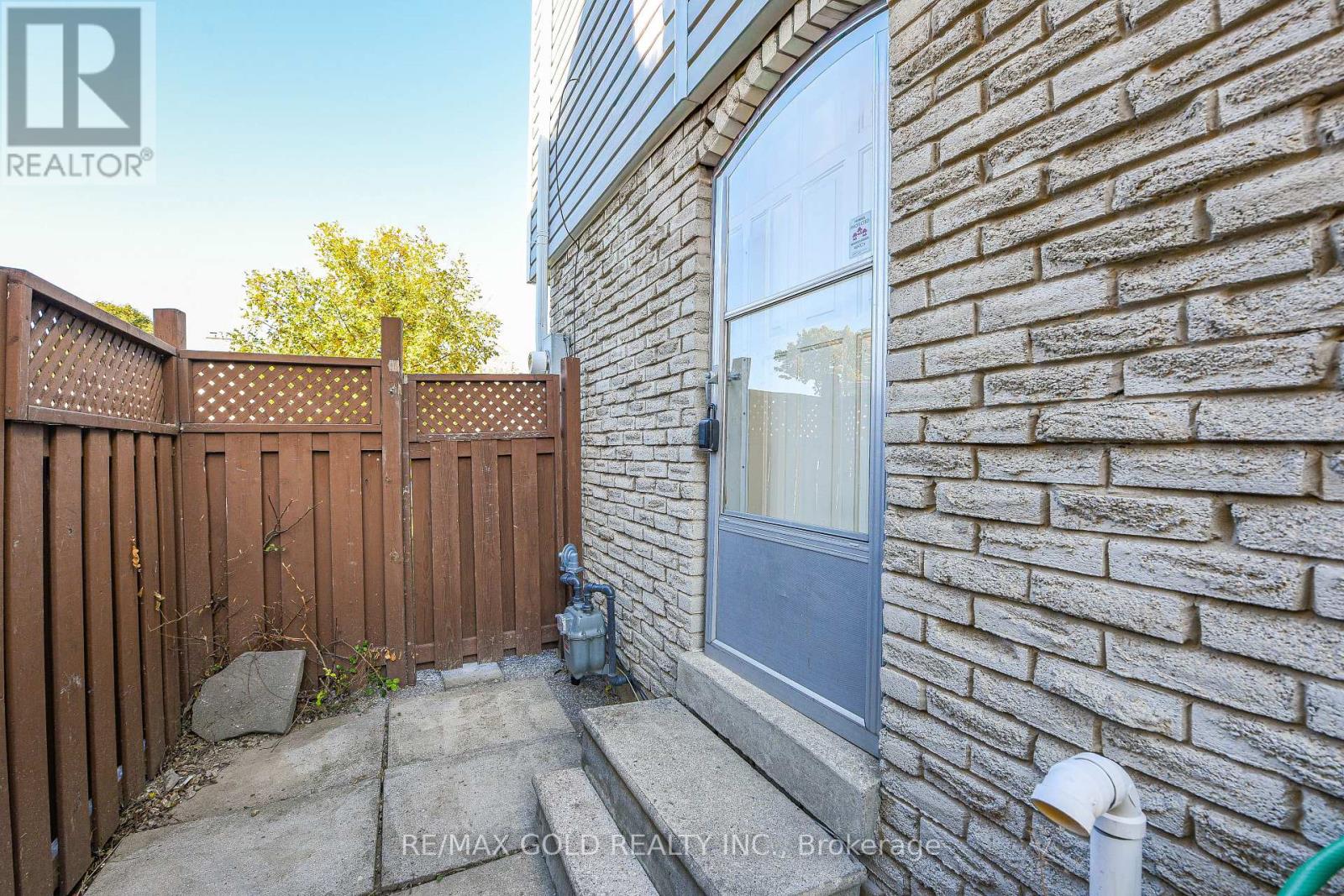 14 Nottawasaga Crescent, Brampton, Ontario  L6Z 1B2 - Photo 43 - W12485949