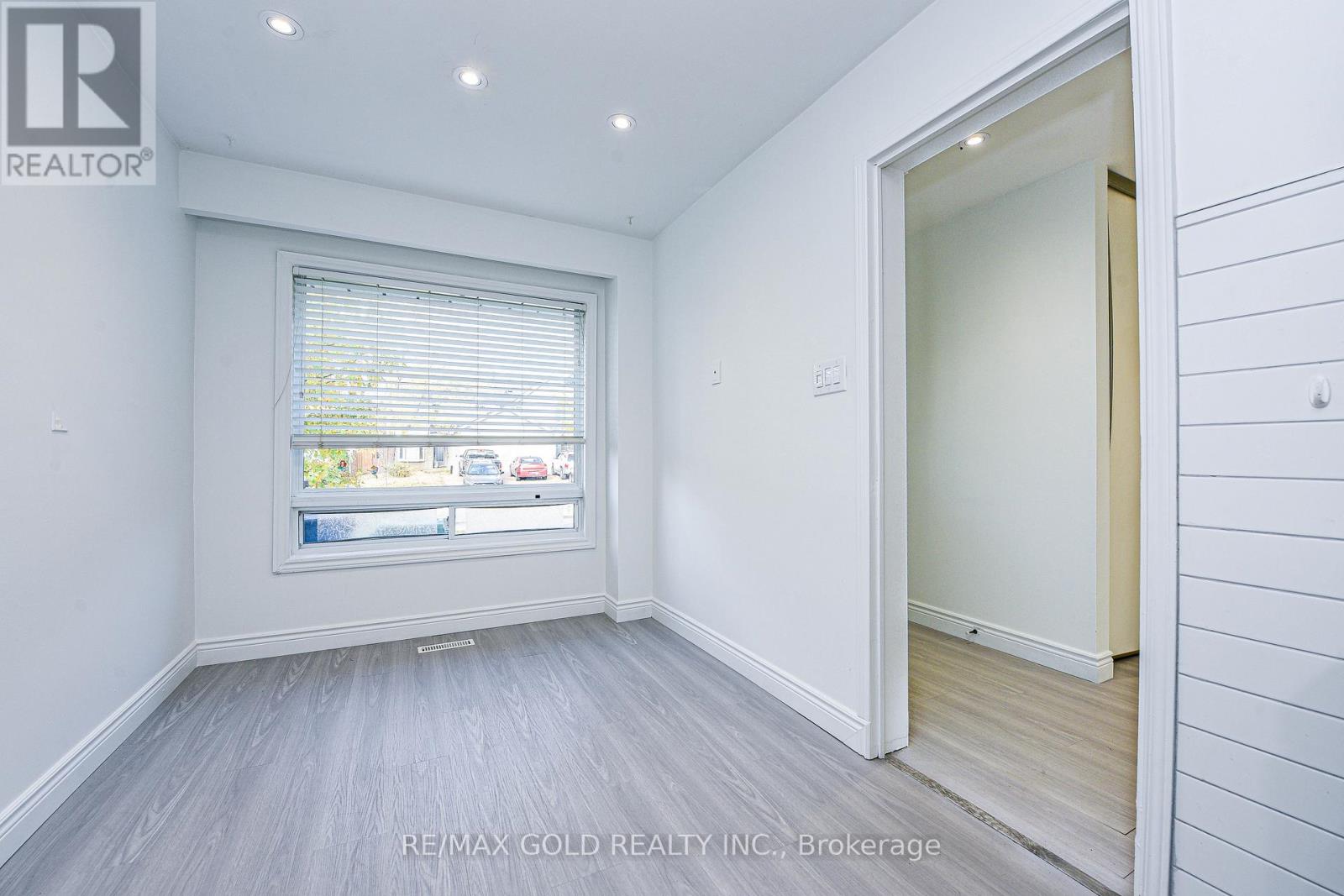 14 Nottawasaga Crescent, Brampton, Ontario  L6Z 1B2 - Photo 32 - W12485949