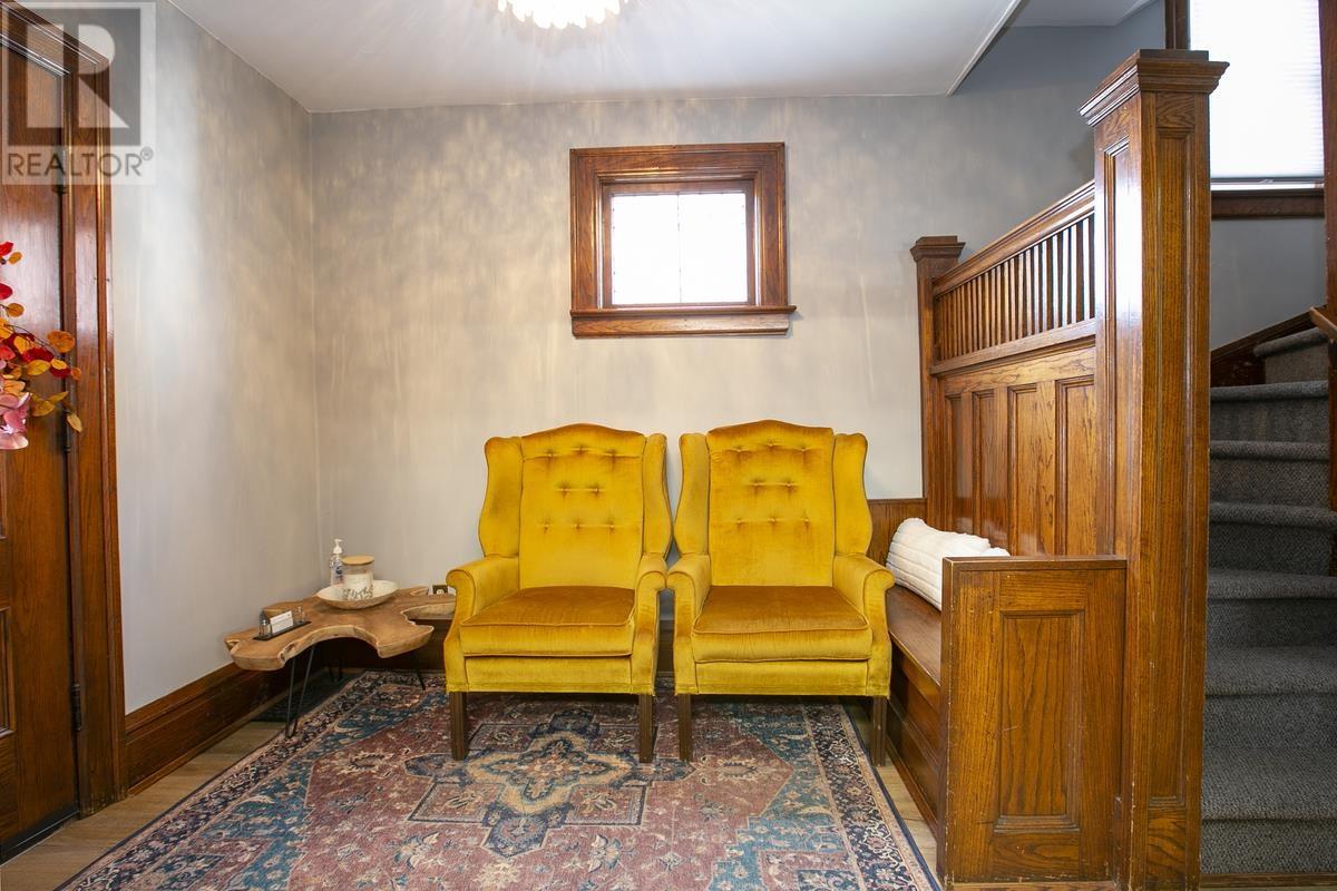 446 Albert St, Sault Ste. Marie, Ontario  P6A 2J8 - Photo 13 - SM253098