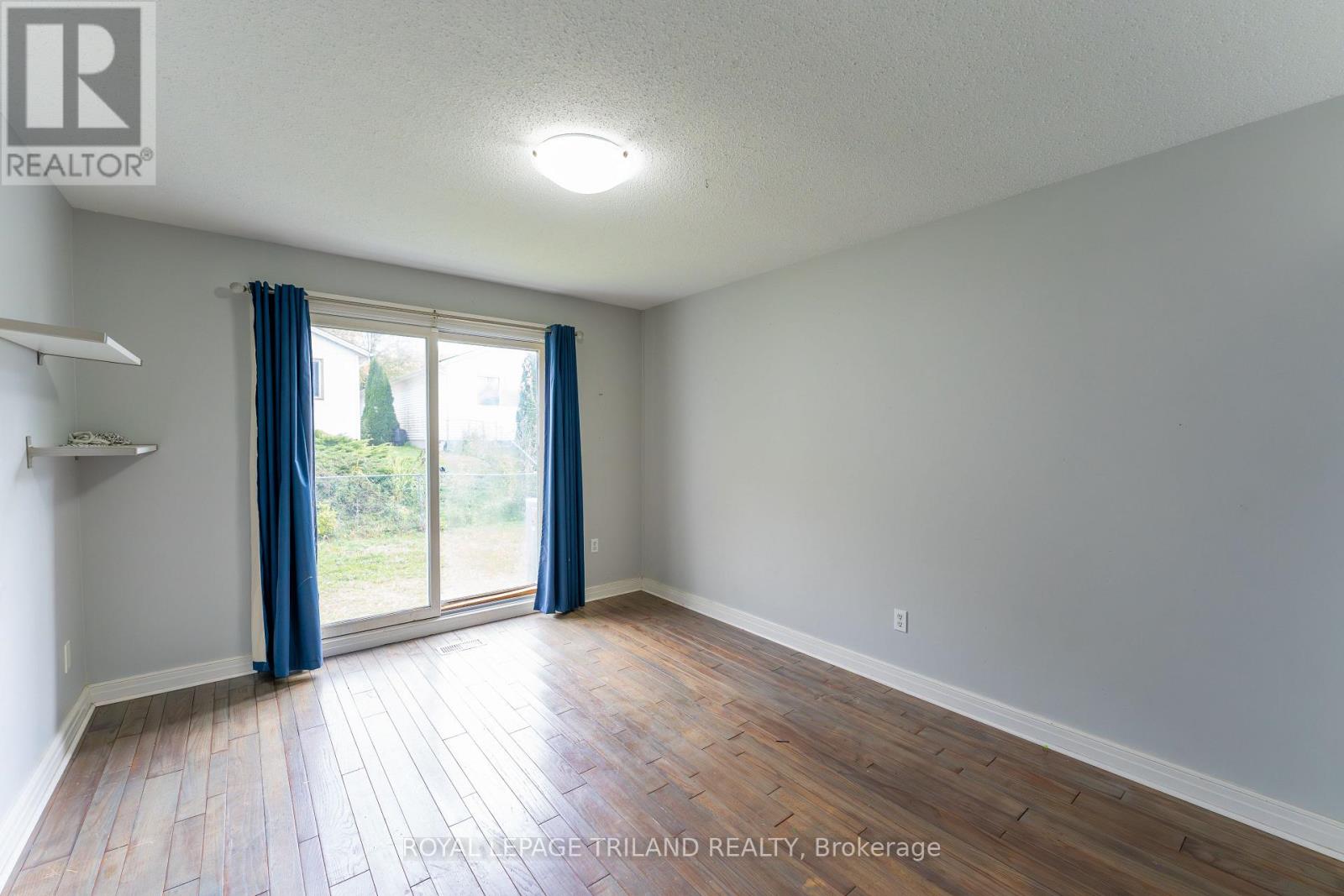 46 Dalhousie Crescent, London South, Ontario  N6K 3N2 - Photo 6 - X12460005