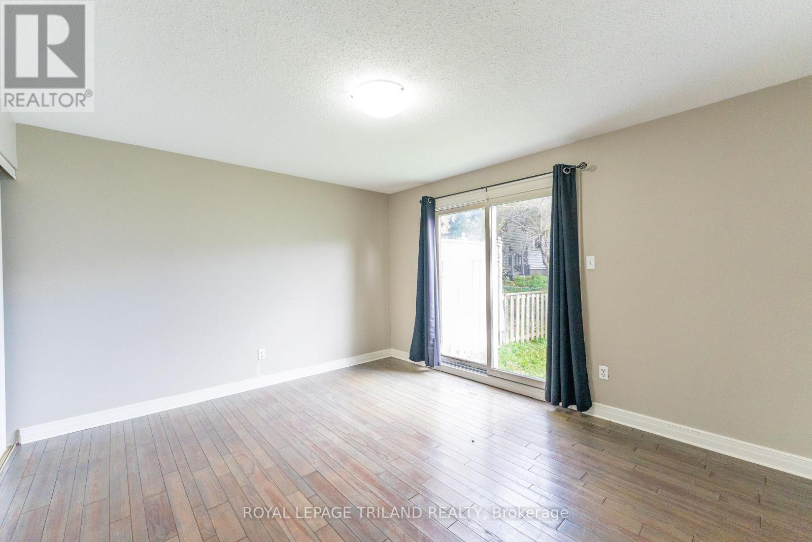 46 Dalhousie Crescent, London South, Ontario  N6K 3N2 - Photo 8 - X12460005