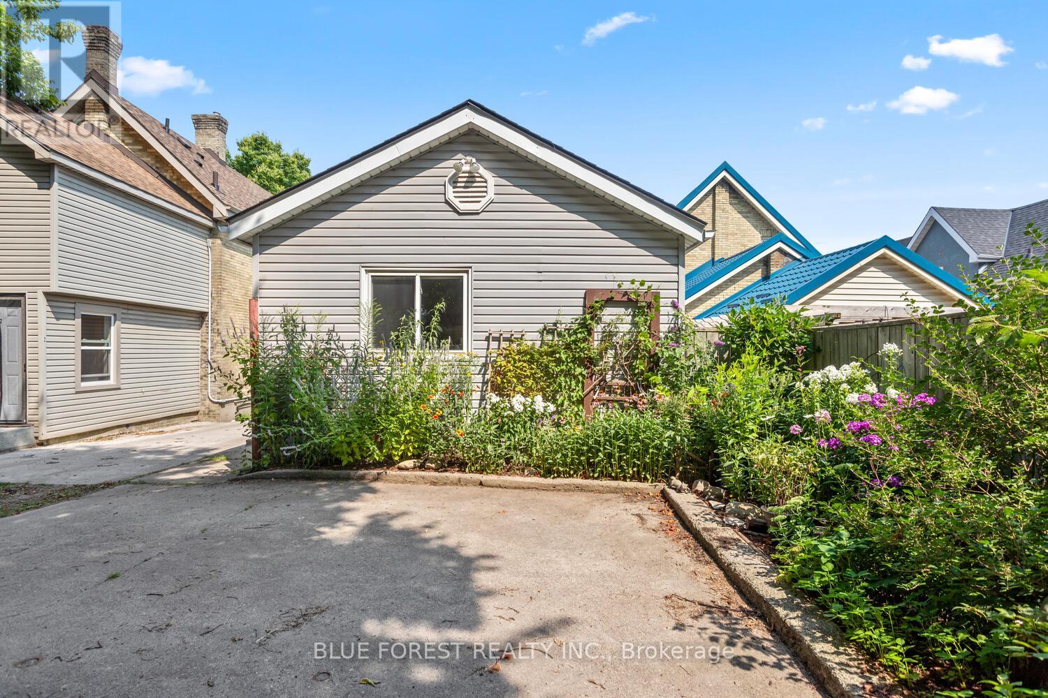 623 Dufferin Avenue, London East (East G), Ontario  N5W 3J8 - Photo 42 - X12485840