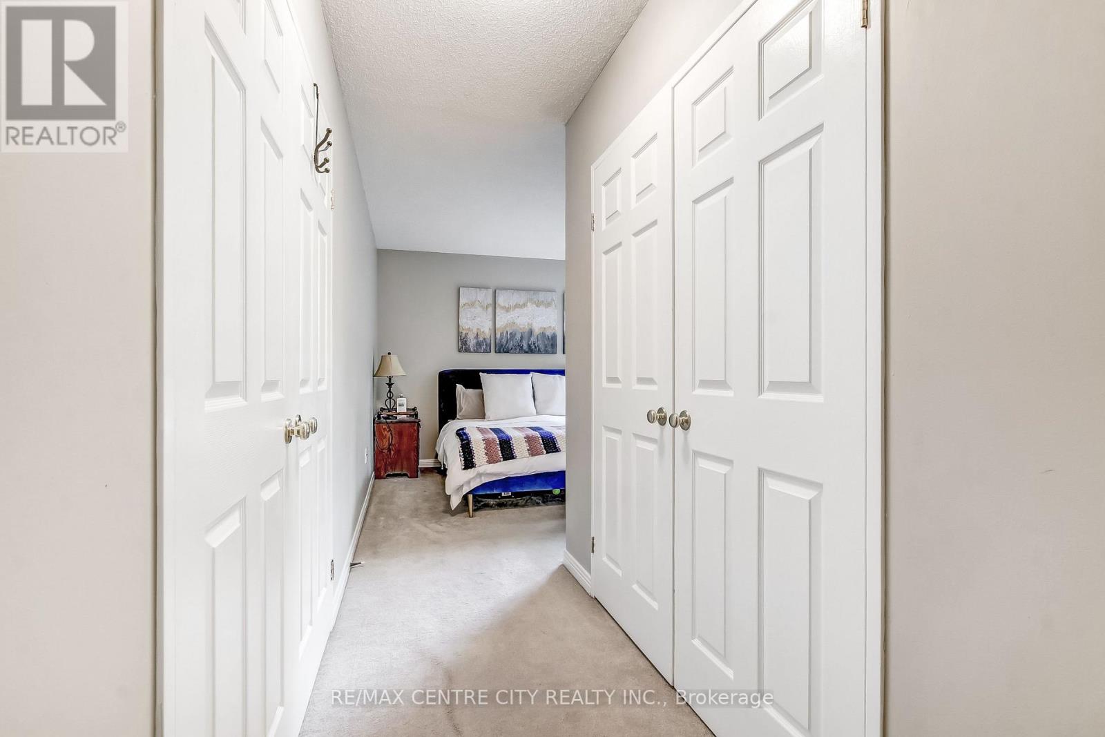 Photo 18 of 37 for 205 - 549 Ridout Street N