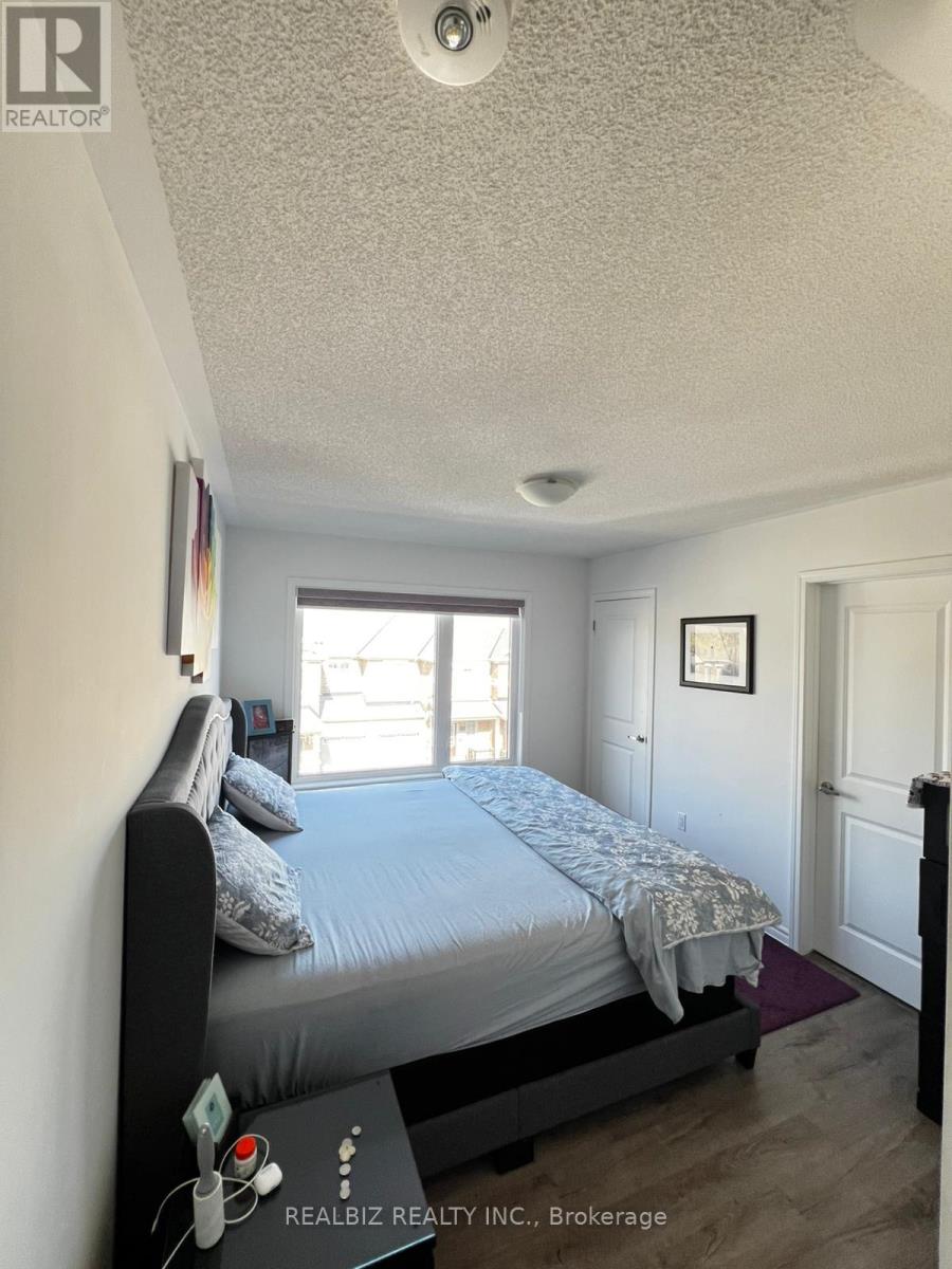 65 Keppel Circle, Brampton, Ontario  L7A 5K9 - Photo 11 - W12447751