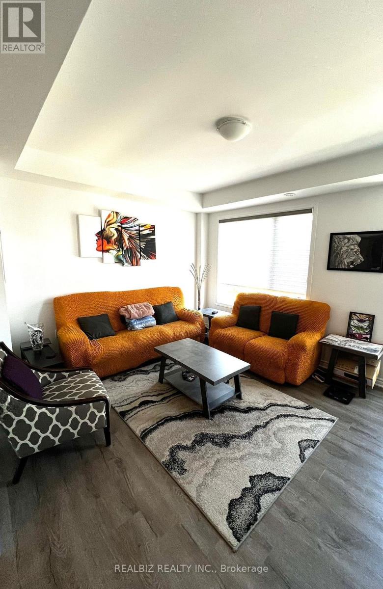 65 Keppel Circle, Brampton, Ontario  L7A 5K9 - Photo 4 - W12447751