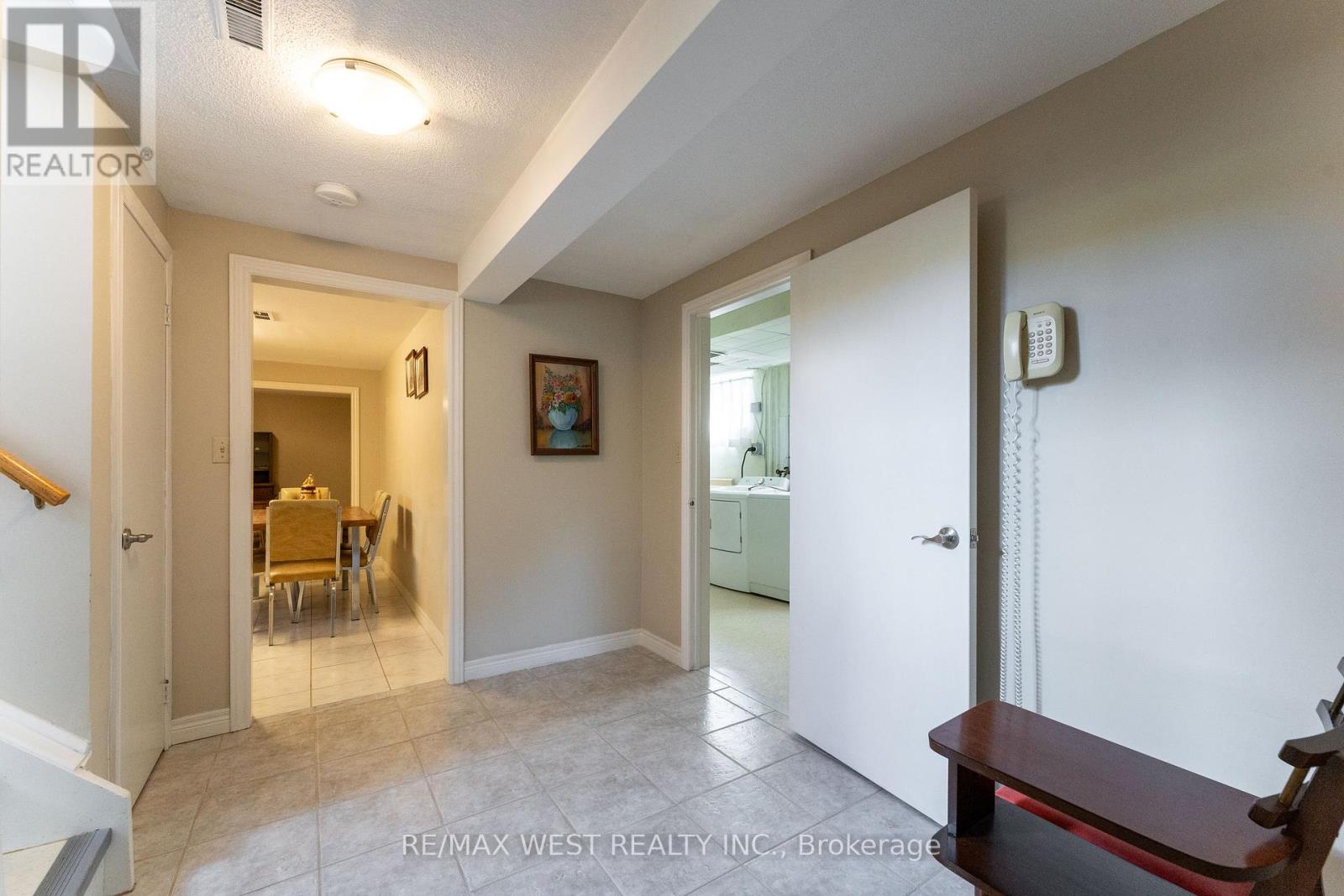 125 Honeywood Road, Toronto, Ontario  M3N 1B3 - Photo 23 - W12467581