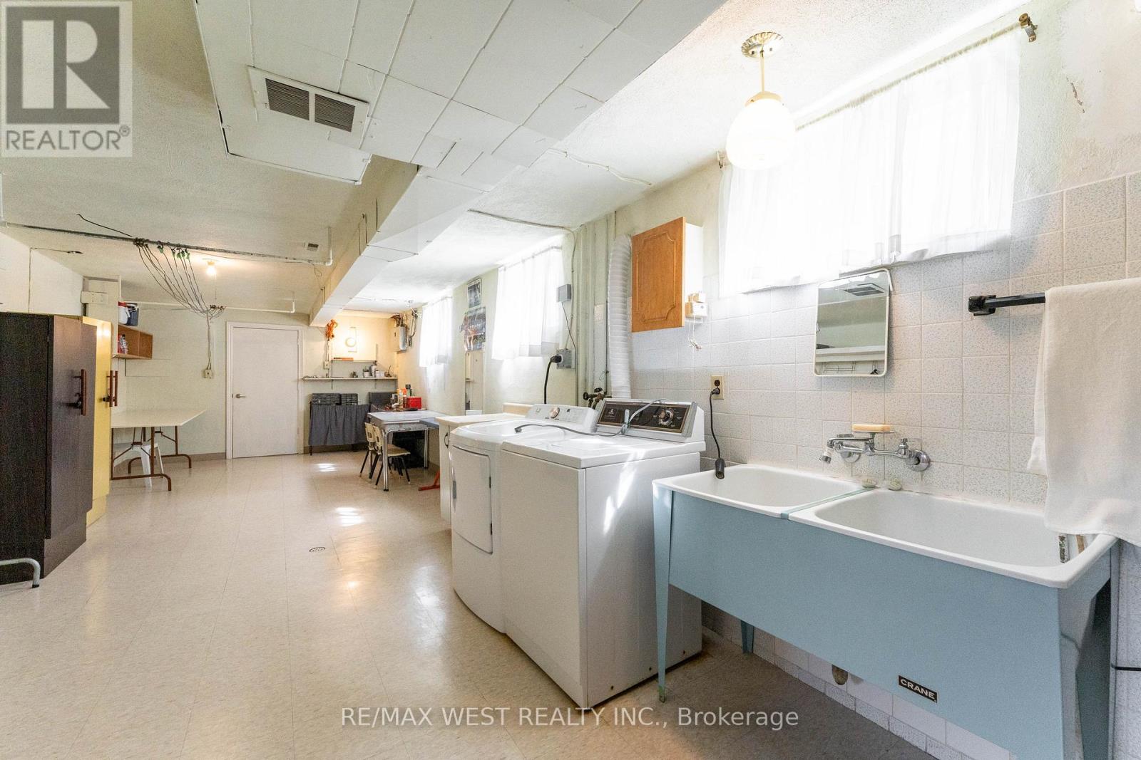 125 Honeywood Road, Toronto, Ontario  M3N 1B3 - Photo 27 - W12467581