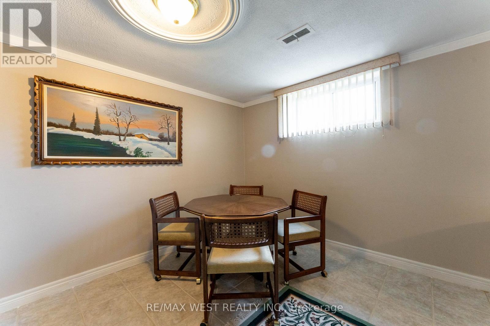 125 Honeywood Road, Toronto, Ontario  M3N 1B3 - Photo 37 - W12467581