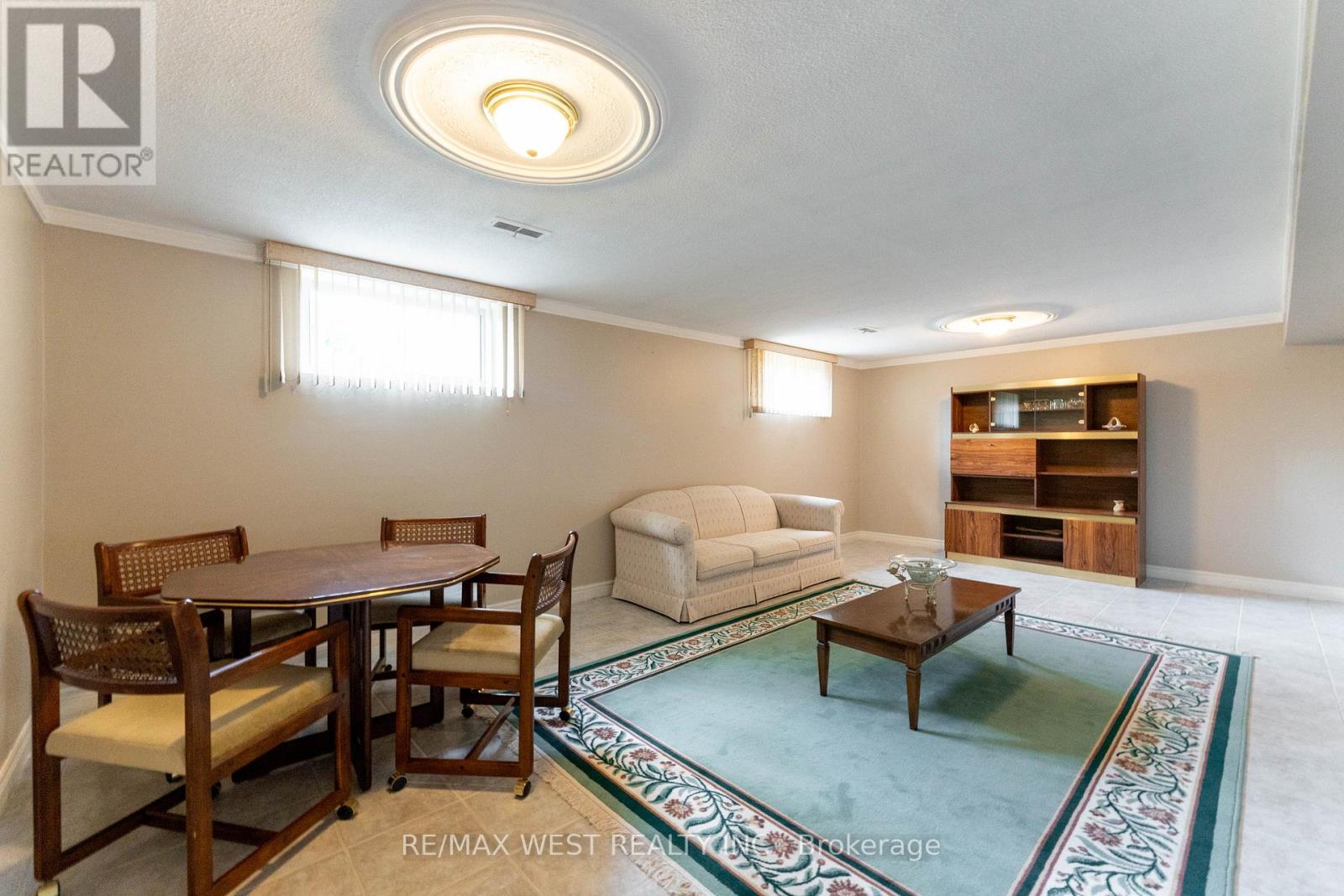 125 Honeywood Road, Toronto, Ontario  M3N 1B3 - Photo 38 - W12467581