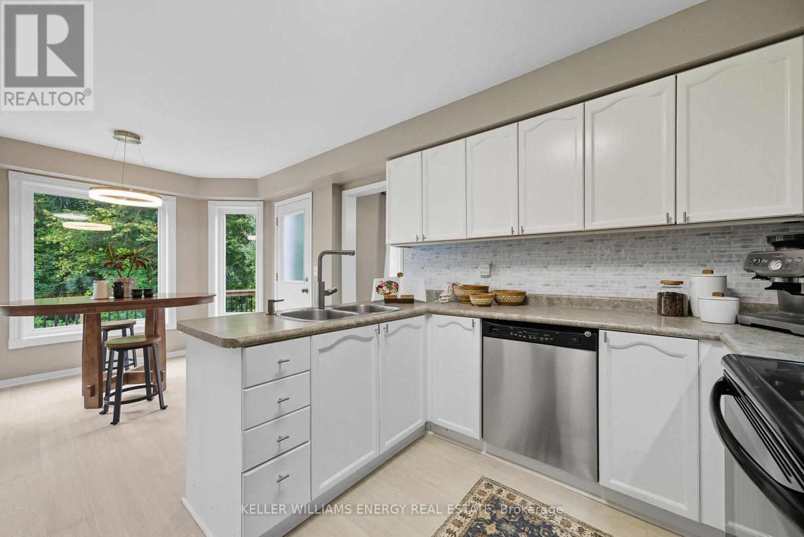 450 Safari Drive, Oshawa, Ontario  L1K 1B6 - Photo 12 - E12486031