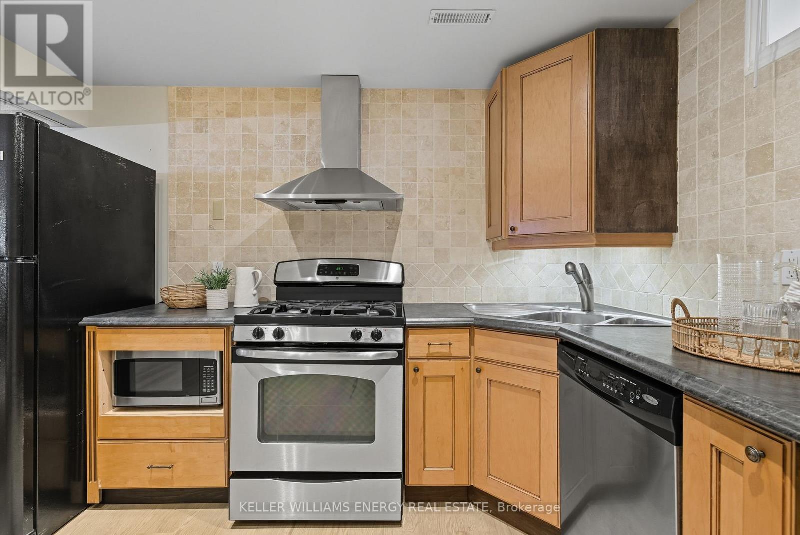 450 Safari Drive, Oshawa, Ontario  L1K 1B6 - Photo 35 - E12486031