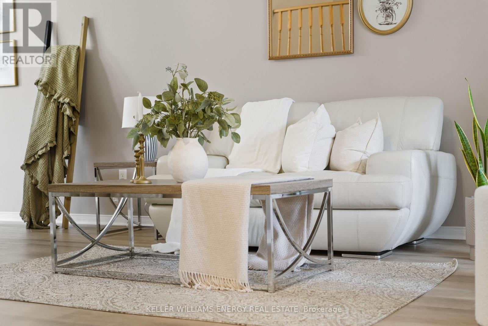 450 Safari Drive, Oshawa, Ontario  L1K 1B6 - Photo 6 - E12486031