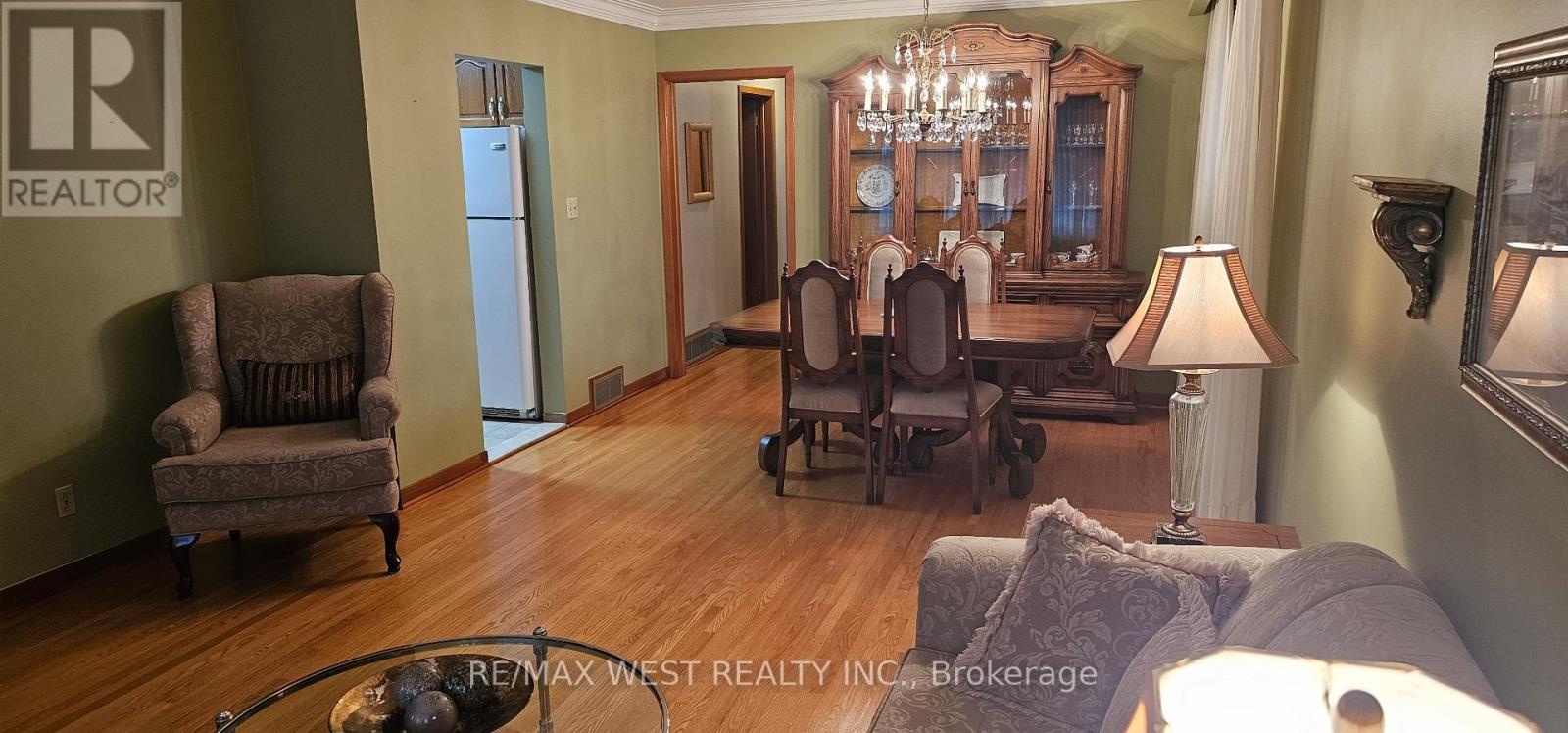 125 Honeywood Road, Toronto, Ontario  M3N 1B3 - Photo 13 - W12467581