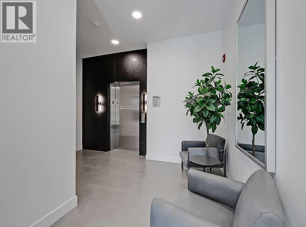 201, 135 Lebel Crescent Nw, Calgary, Alberta  T3B 6M1 - Photo 35 - A2250786