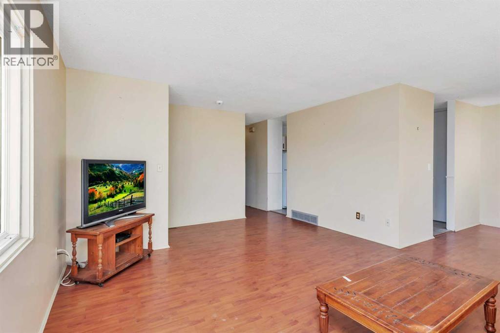 48 Halladay Avenue, Red Deer, Alberta  T4N 6E4 - Photo 9 - A2265305