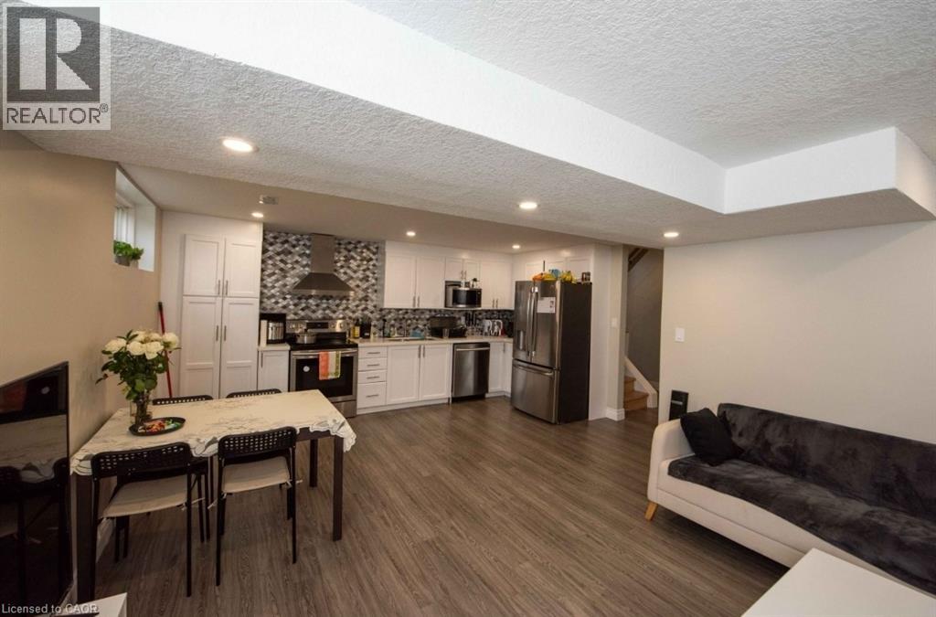 34 Peach Blossom Crescent Unit# 2, Kitchener, Ontario  N2E 3Z6 - Photo 9 - 40769362