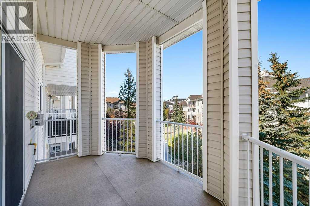 1410, 17 Country Village Bay Ne, Calgary, Alberta  T3K 5J8 - Photo 27 - A2264609