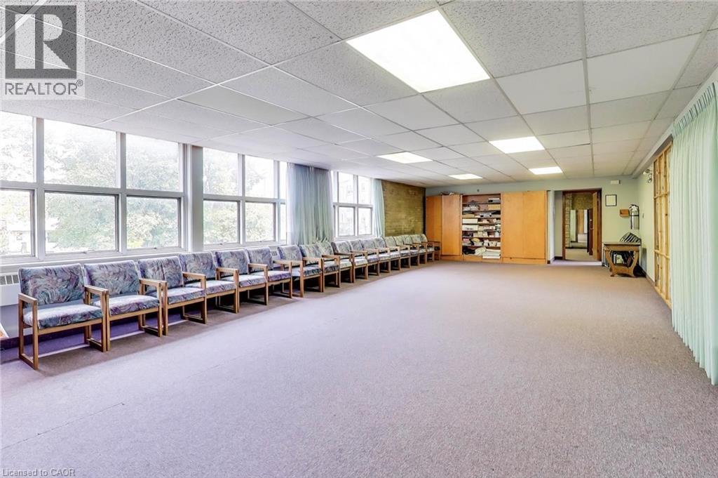 1974 King Street E, Hamilton, Ontario  L8K 1W3 - Photo 22 - 40765266