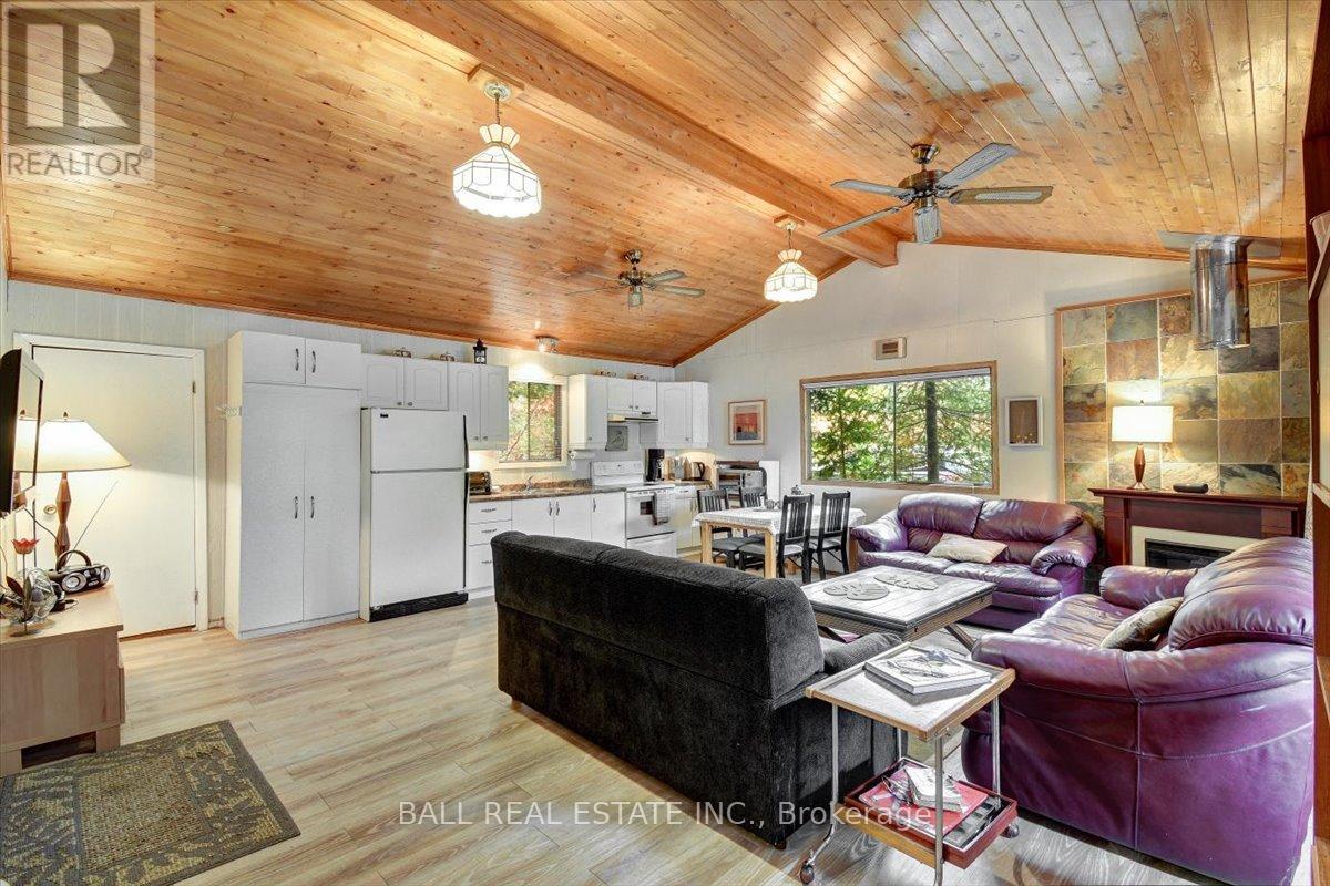 40 South Jordan Lake Road, Tudor And Cashel, Ontario  K0L 1W0 - Photo 3 - X12486033