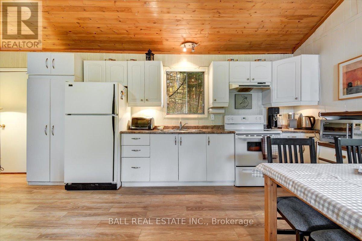 40 South Jordan Lake Road, Tudor And Cashel, Ontario  K0L 1W0 - Photo 6 - X12486033