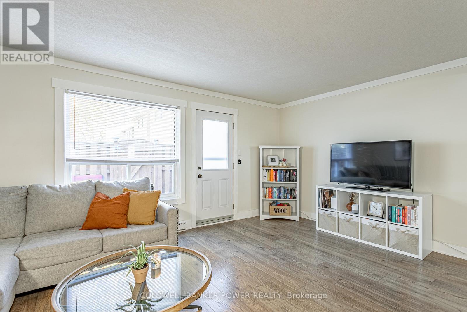 154 - 166 Southdale Road W, London South, Ontario  N6J 2J1 - Photo 6 - X12486057