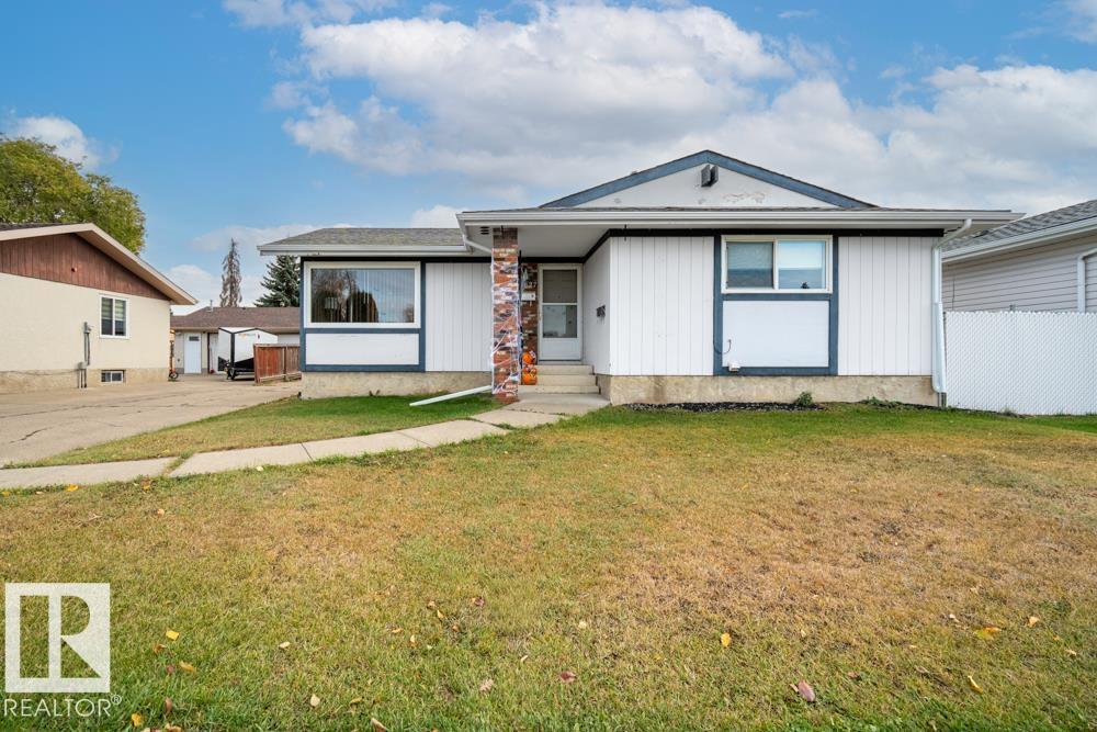 10627 168 AV NW, Edmonton, Alberta